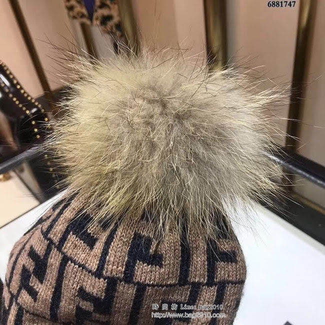 FENDI芬迪 最新冬季百搭羊毛針織帽款 6881747 LLWJ5661